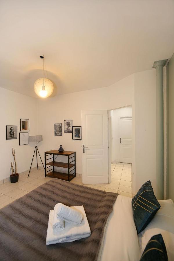 Appartement Familial Proche Des Commerces - 8P Paris Luaran gambar